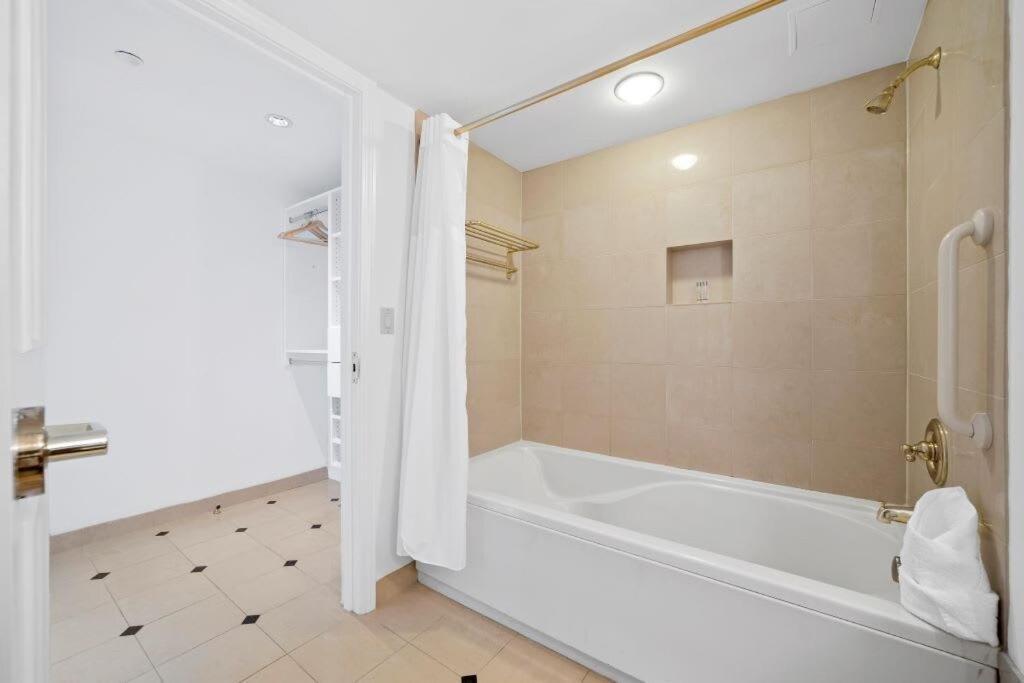 Stylish 2Br 3Ba Cozysuites On The Boardwalk Atlantic City Exterior photo