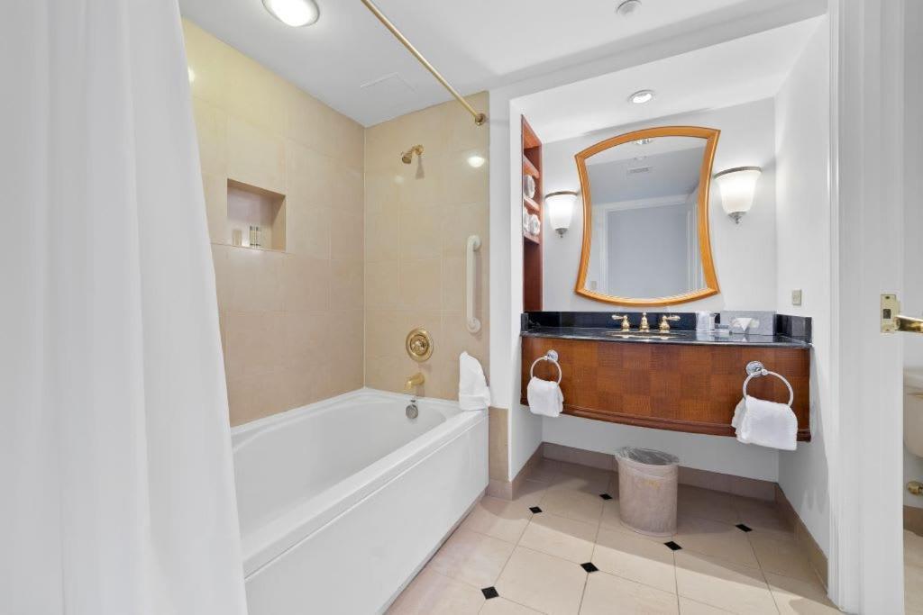 Stylish 2Br 3Ba Cozysuites On The Boardwalk Atlantic City Exterior photo
