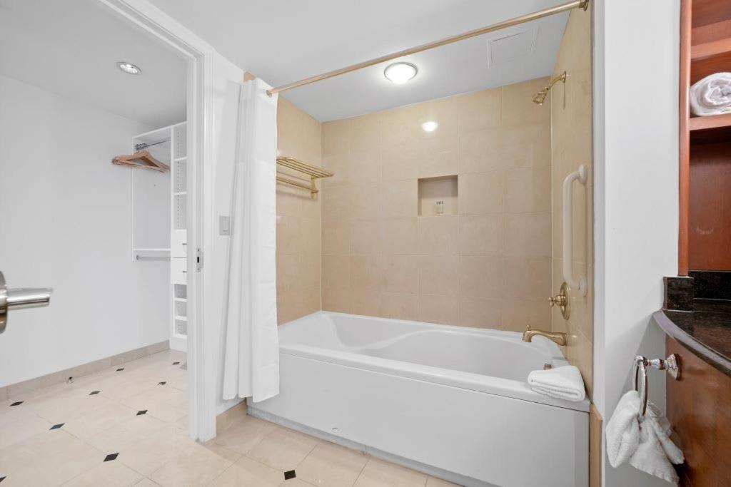 Stylish 2Br 3Ba Cozysuites On The Boardwalk Atlantic City Exterior photo