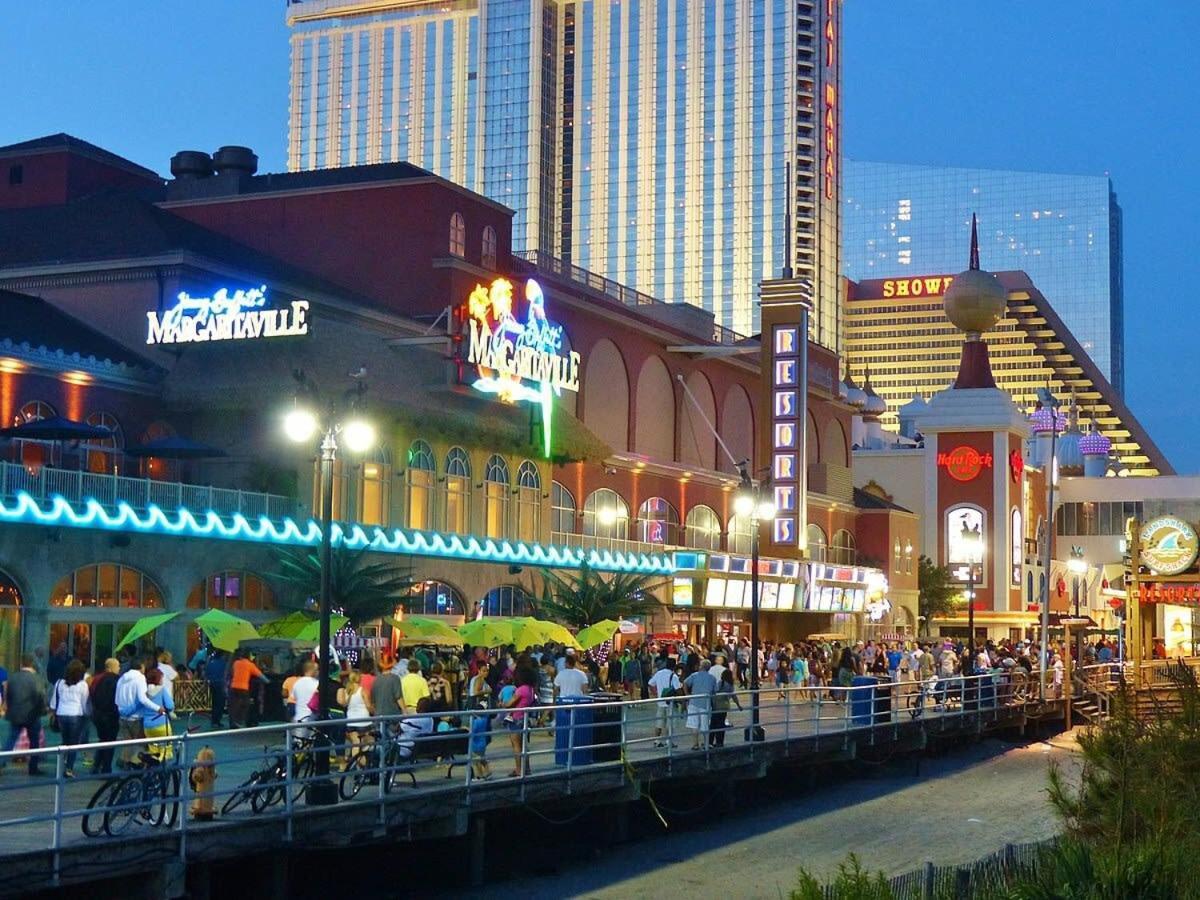 Stylish 2Br 3Ba Cozysuites On The Boardwalk Atlantic City Exterior photo